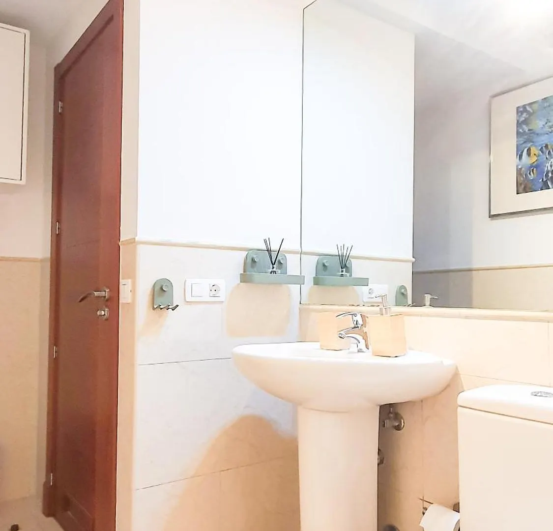4-Bedroom Villa Los Corales With Jacuzzi, Garden, Close To Everything Лос Кристианос 0*,