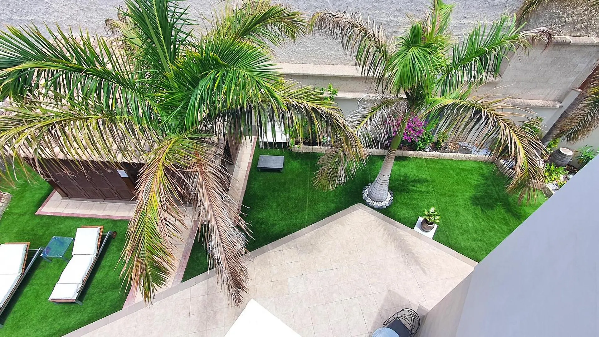4-Bedroom Villa Los Corales With Jacuzzi, Garden, Close To Everything Лос Кристианос